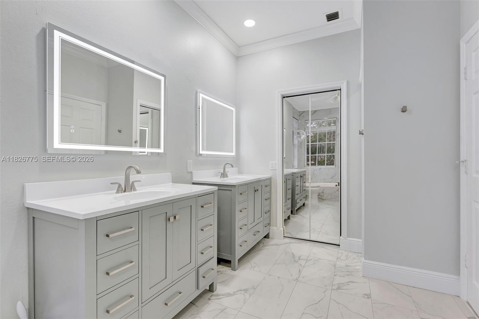 EAGLE TRACE - Residential