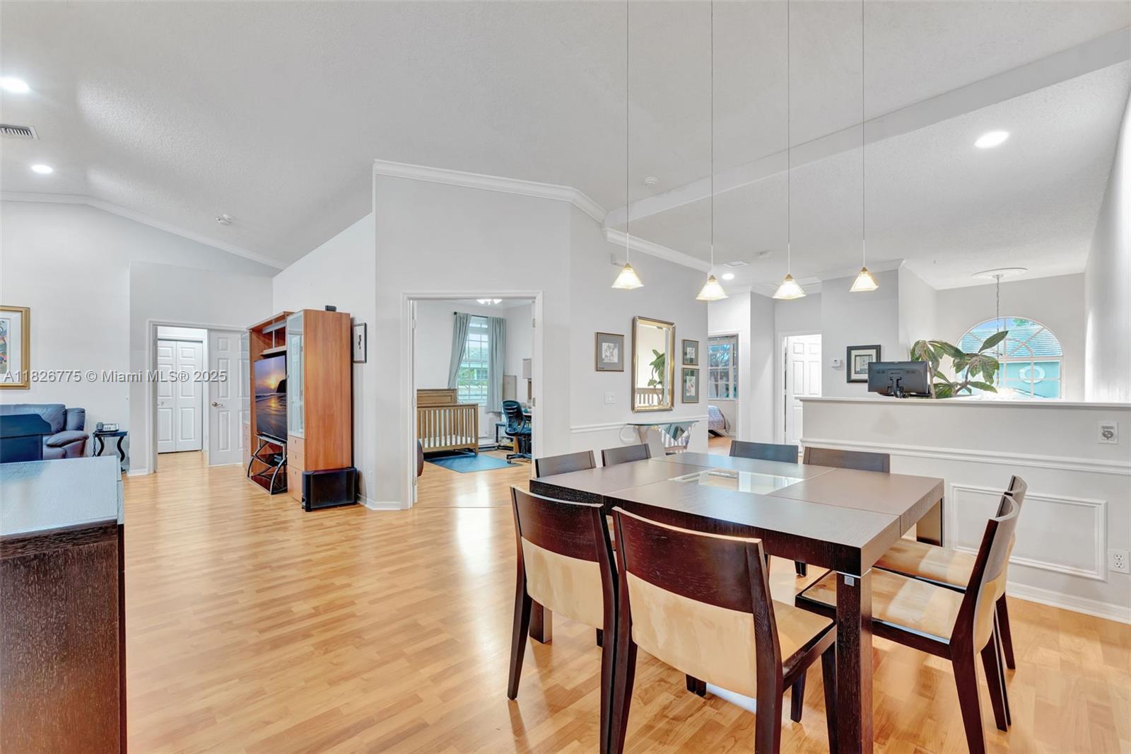 EAGLE TRACE - Residential