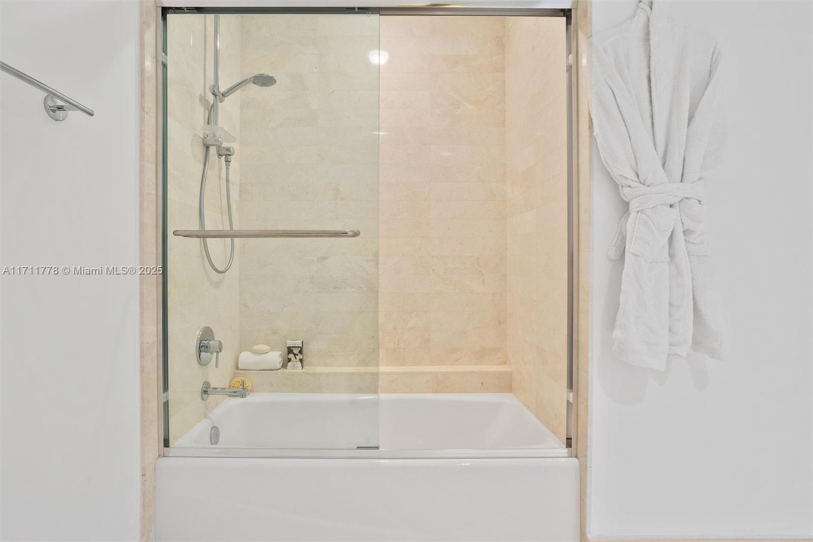 MARINA PALMS RESIDENCES N - Residential