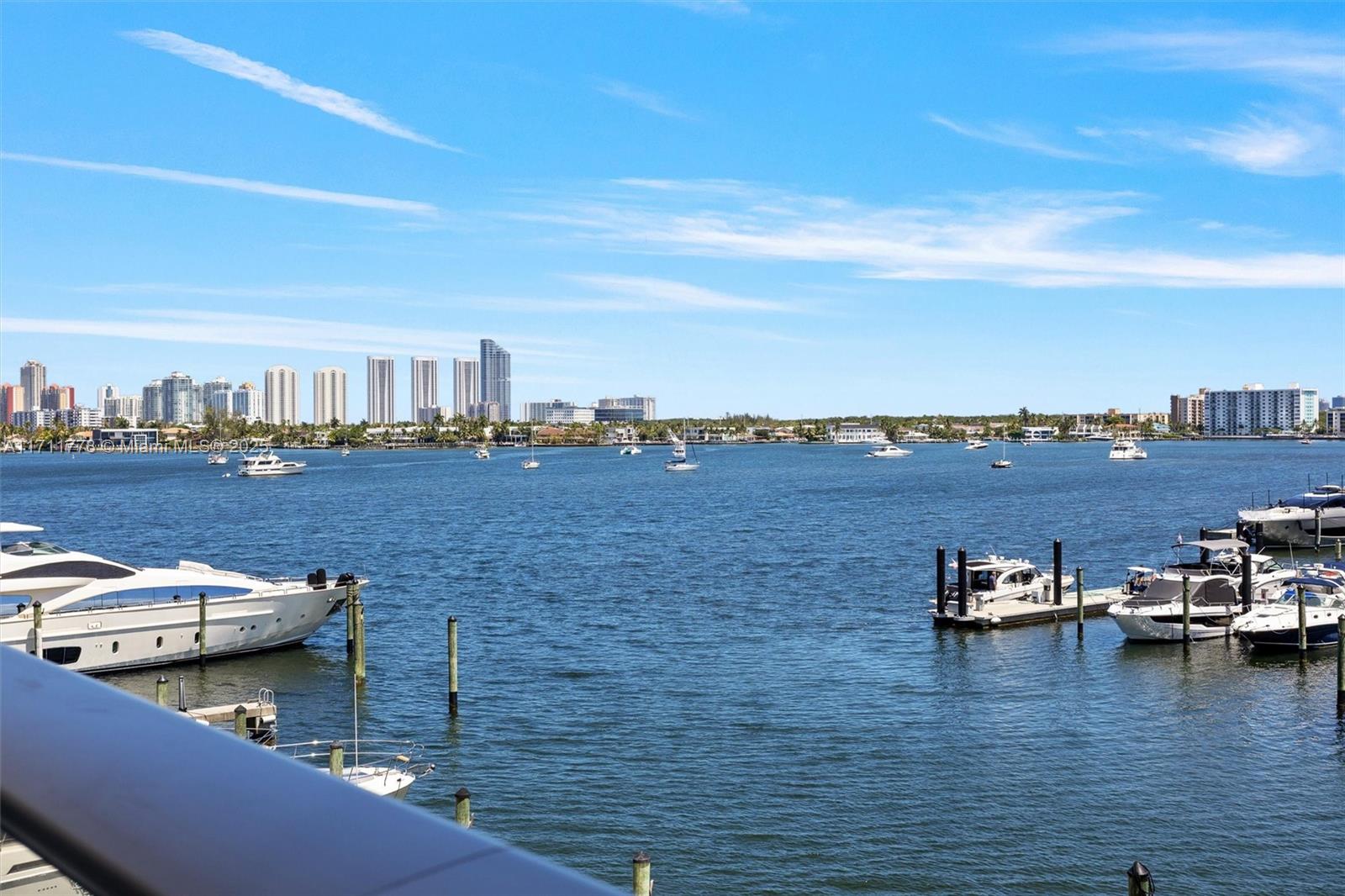 MARINA PALMS RESIDENCES N - Residential