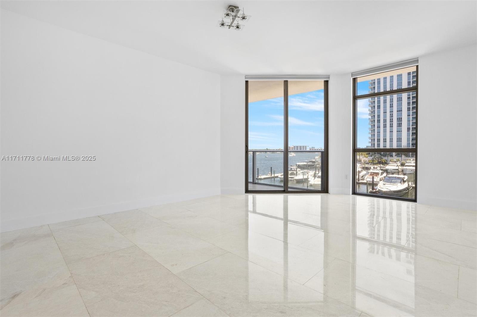 MARINA PALMS RESIDENCES N - Residential
