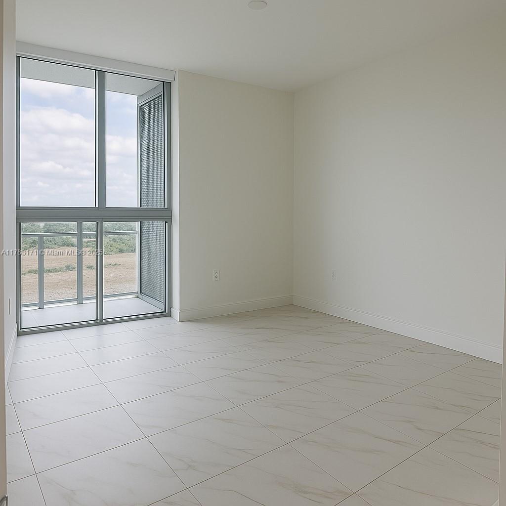 2000 Metropica Way 1009
