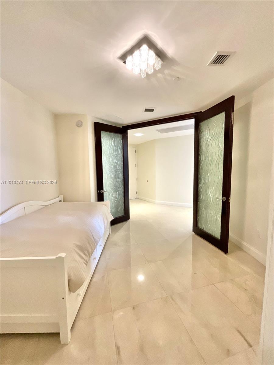 TDR TOWER I CONDO - Residential