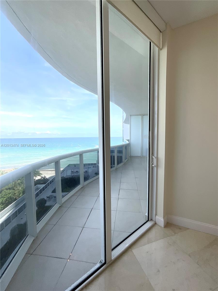 TDR TOWER I CONDO - Residential
