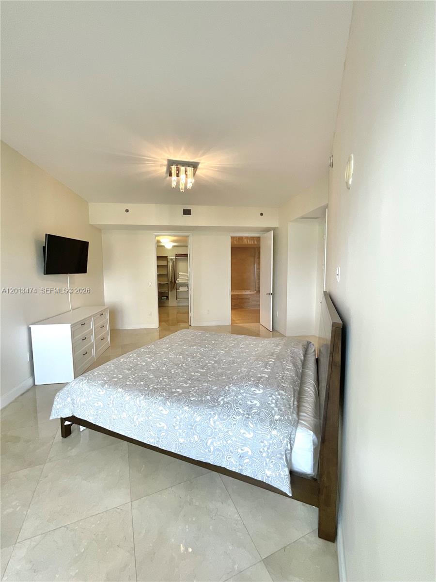 TDR TOWER I CONDO - Residential