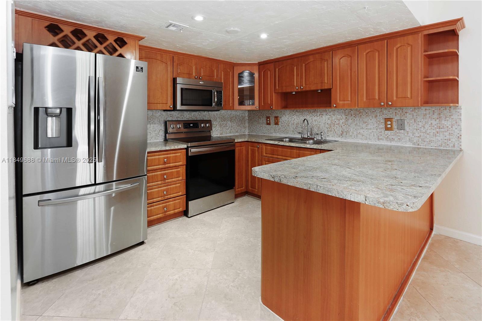 PATIO GRANDE II TOWNHOMES - Residential