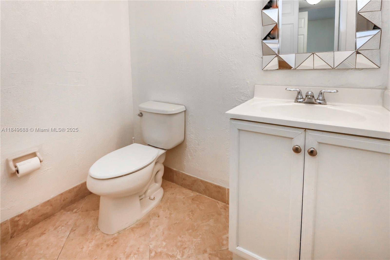 PATIO GRANDE II TOWNHOMES - Residential