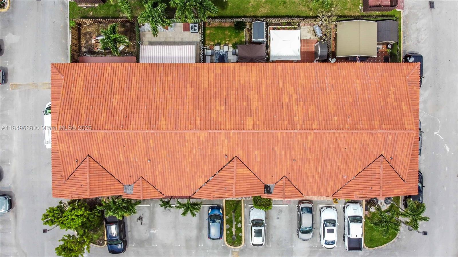 PATIO GRANDE II TOWNHOMES - Residential