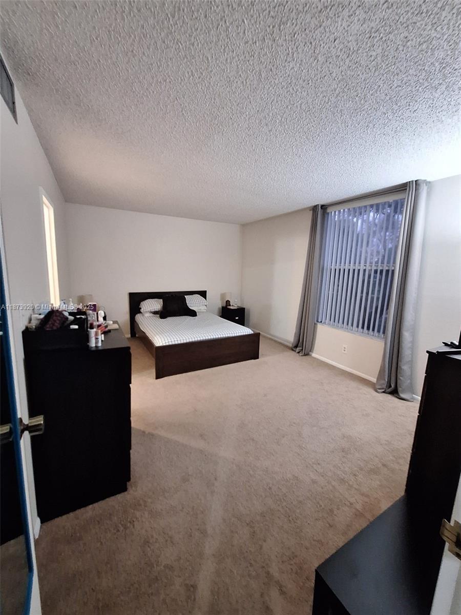 SANDS POINT CONDOMINIUM V - Residential