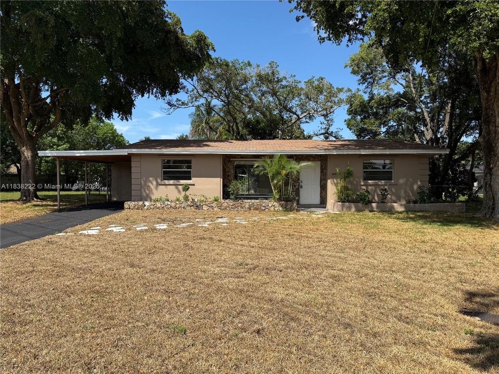 Photo of 5491 SW 6th St, Margate, FL 33068 (MLS # A11838222)