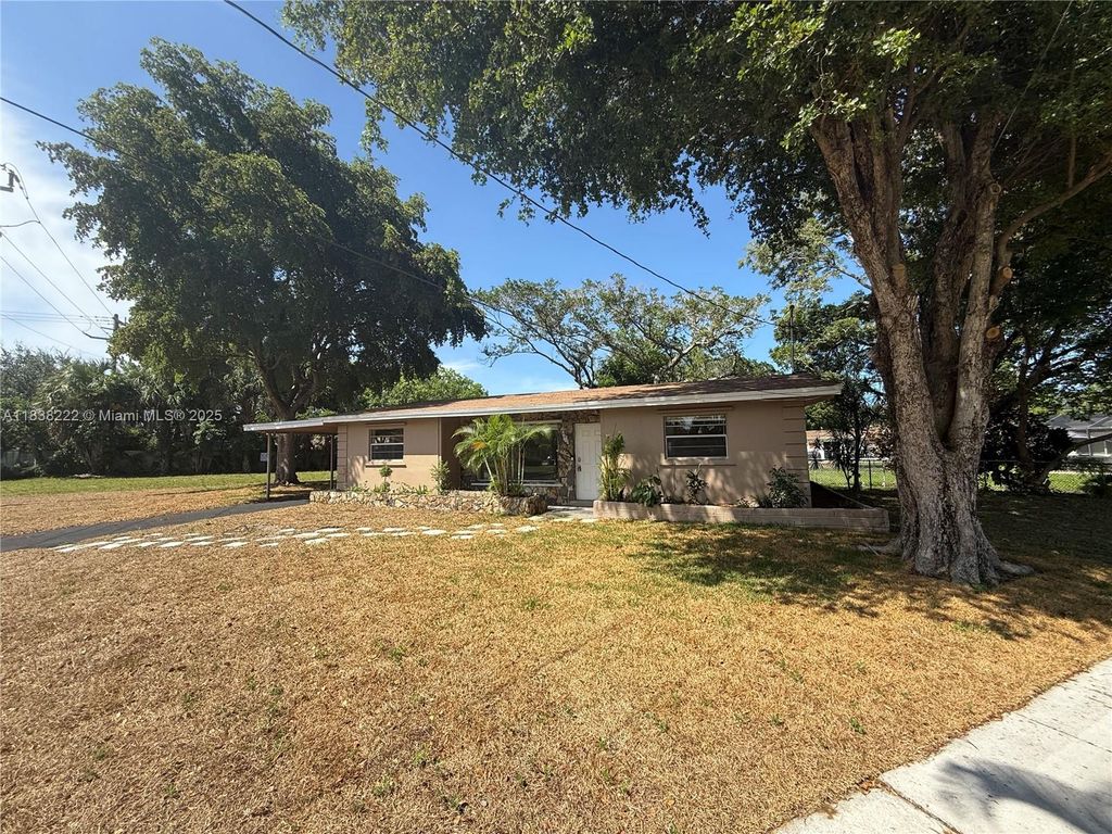 Photo of 5491 SW 6th St, Margate, FL 33068 (MLS # A11838222)