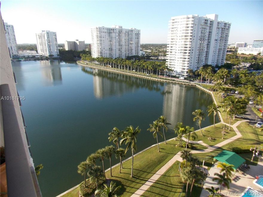 LOCATION.LOCATION LOCATION  NEXT TO WILLIAM ISLANDS Great views POOL VIEWS AND WATER VIEWS, 2 BED 2 BATHS  1104 SQFT Lots of light, TILE FLOORS, COVERED parking,HURRICAINE Shutters .LOW MAINTENANCE , SECURITY, TENNIS COURT, Great location near all. Centrally located in Prestigious area. Gated community , Valet. Pools, Tennis, Fitness room, Spa ans Sauna. LOW Maintenance includes many amenities including Cable and water etc. Make an offer. EASY ACCESS TO SHOPPING ( FRESH MARKET ) AND HOUSES OF WORSHIP.