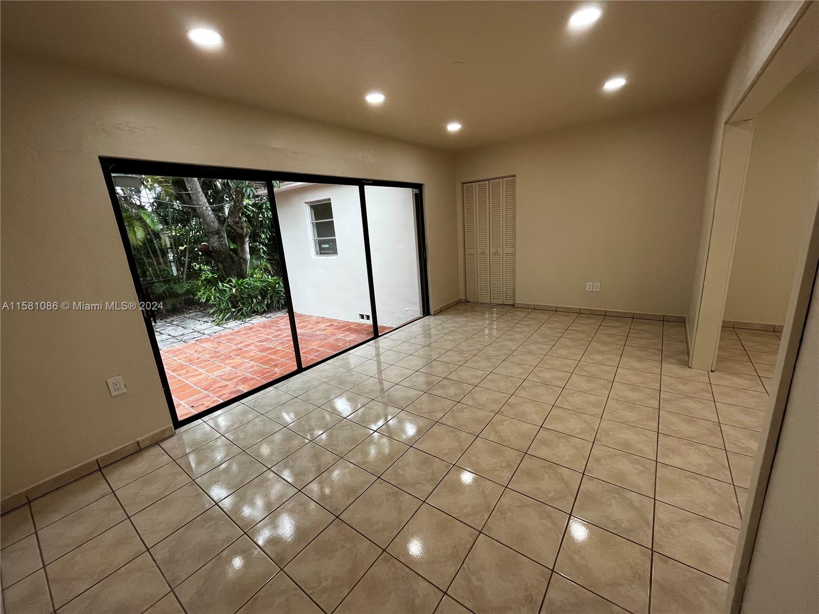 CORAL GATE SEC A - Residential Lease