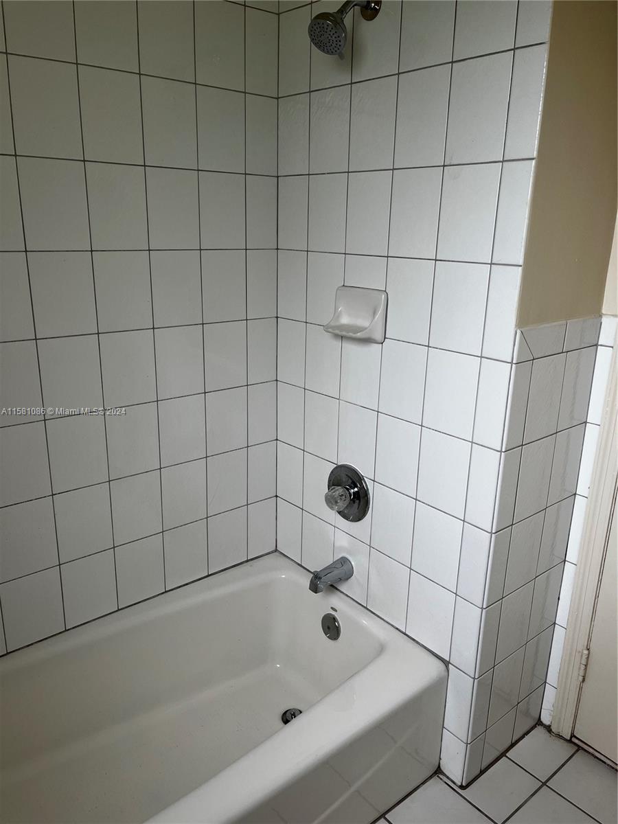 CORAL GATE SEC A - Residential Lease