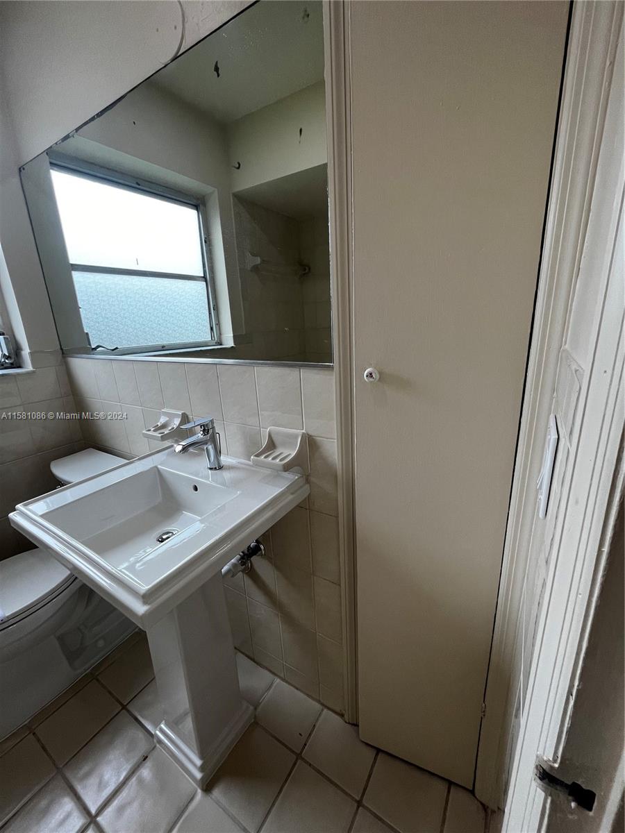 CORAL GATE SEC A - Residential Lease