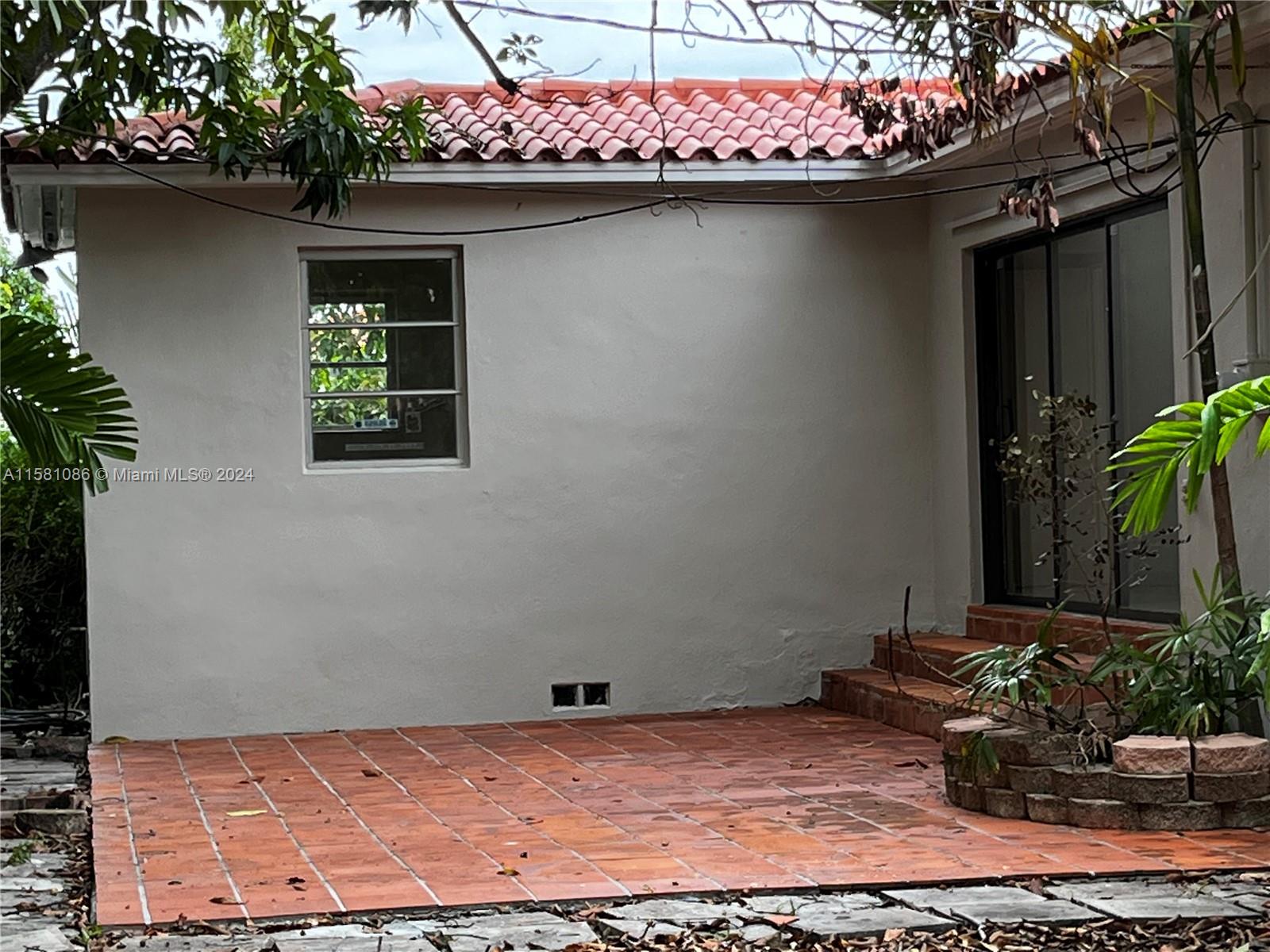 CORAL GATE SEC A - Residential Lease