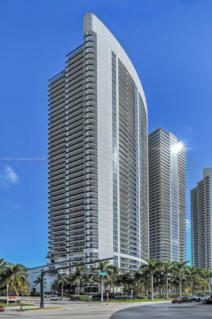 BEACH CLUB THREE CONDO - Residential Lease