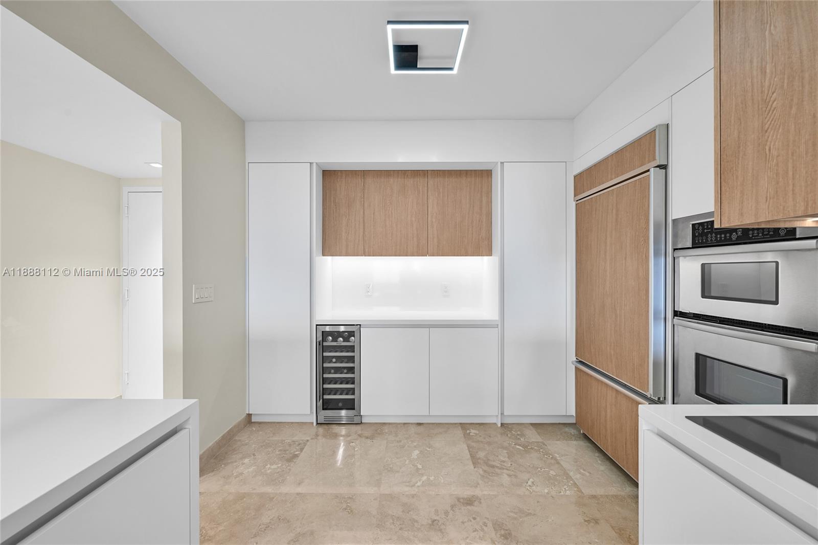 BEACH CLUB THREE CONDO - Residential Lease