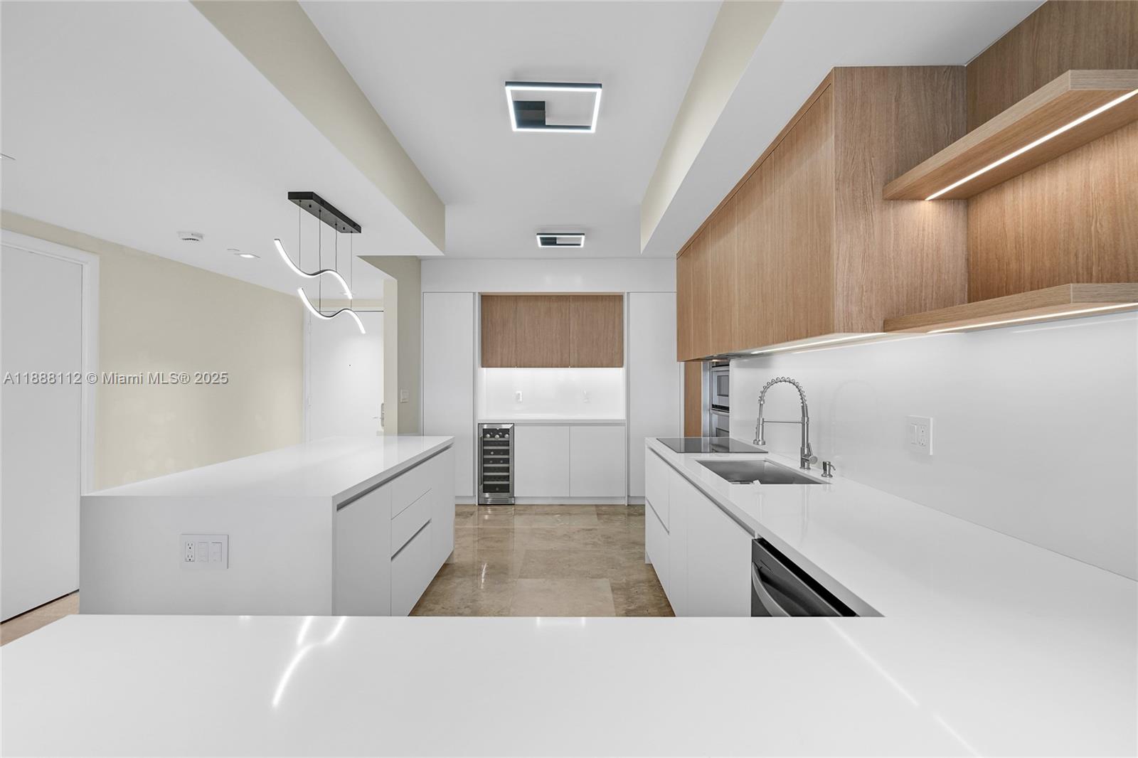 BEACH CLUB THREE CONDO - Residential Lease