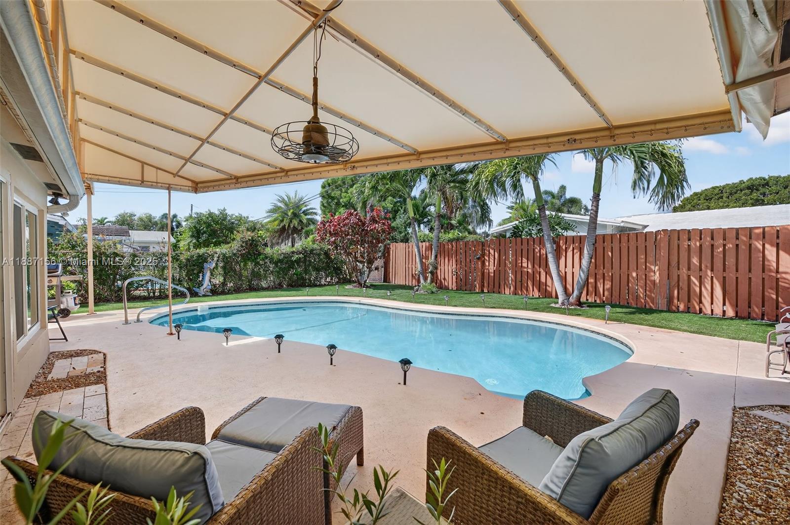 CORAL HIGHLANDS - Residential