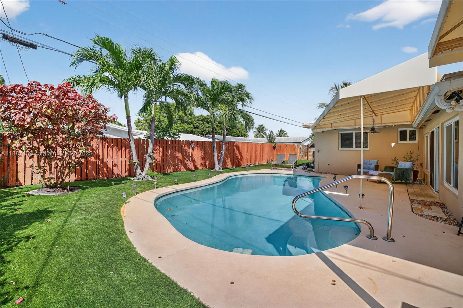 CORAL HIGHLANDS - Residential