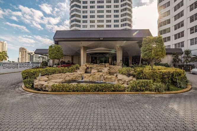 FOUR AMBASSADORS CONDO PH - Residential Lease