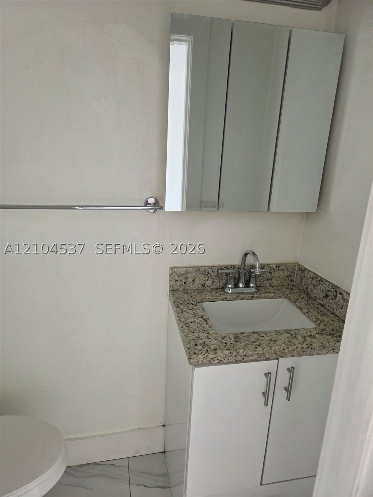 1551 W Okeechobee Rd 15-14