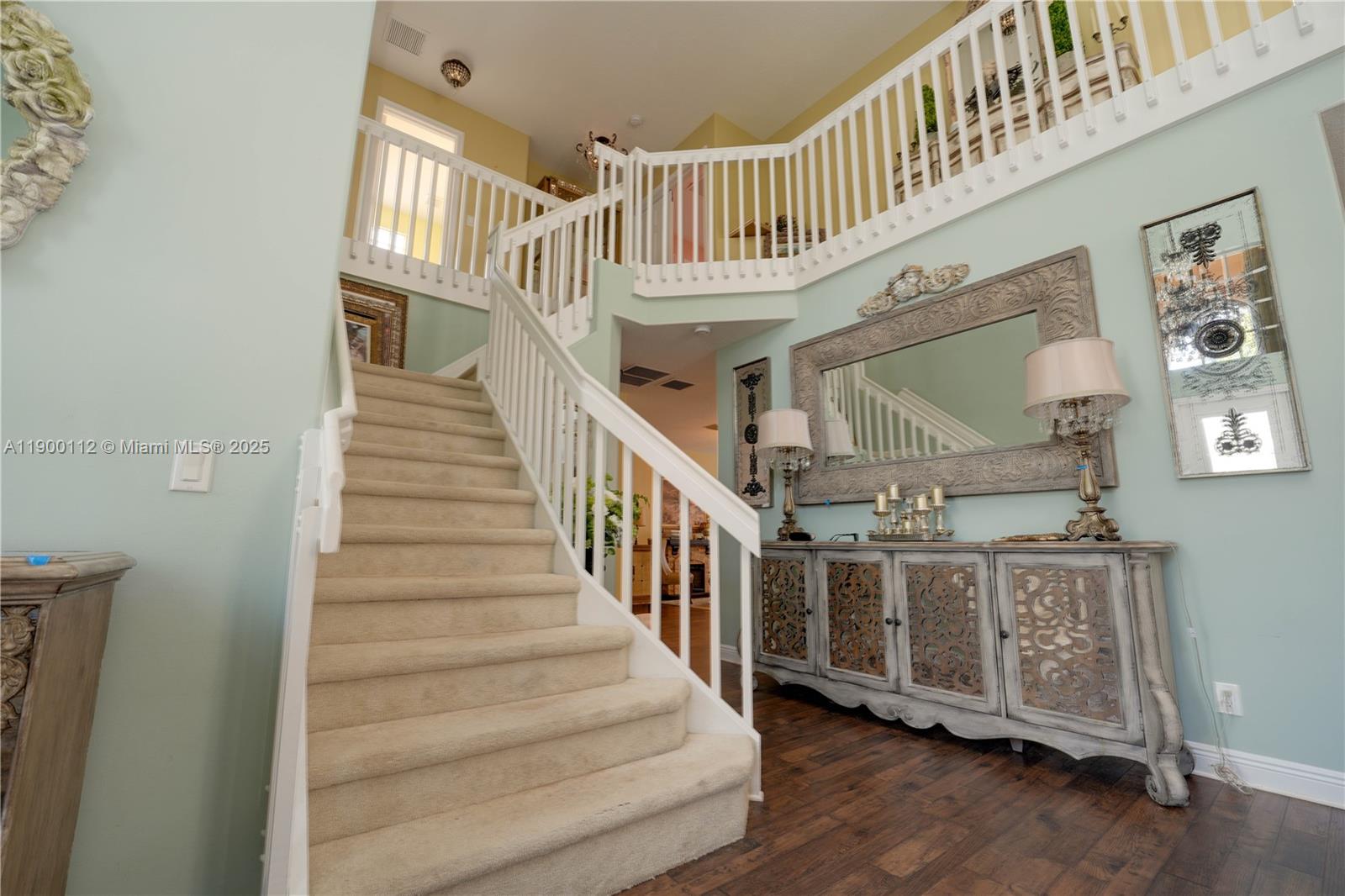 WINTERPLACE - Residential