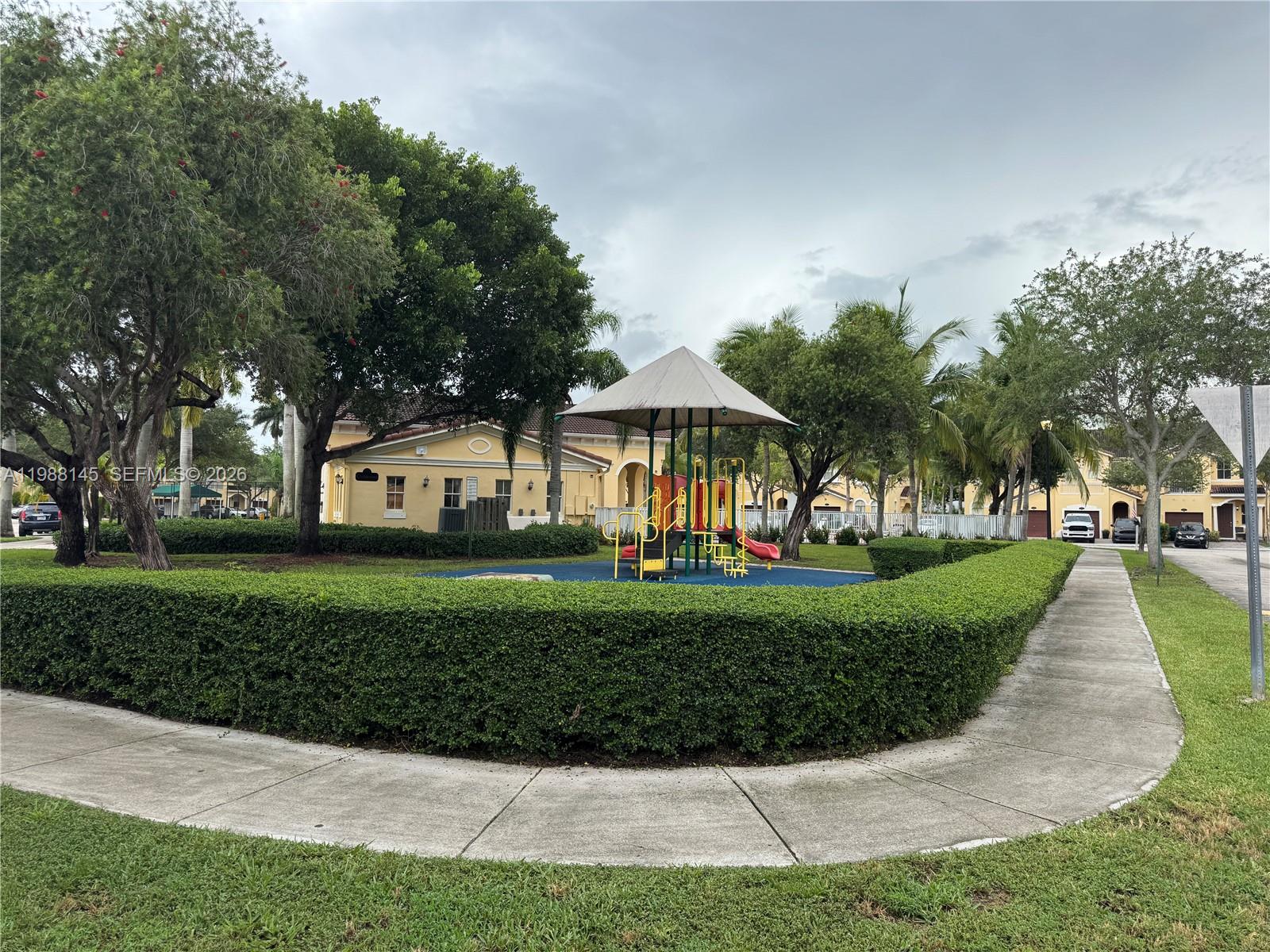 GRAND LAKES PHASE I - Residential