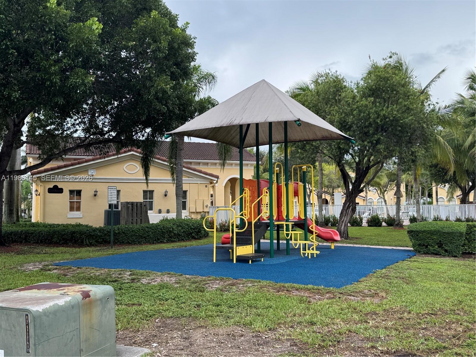 GRAND LAKES PHASE I - Residential