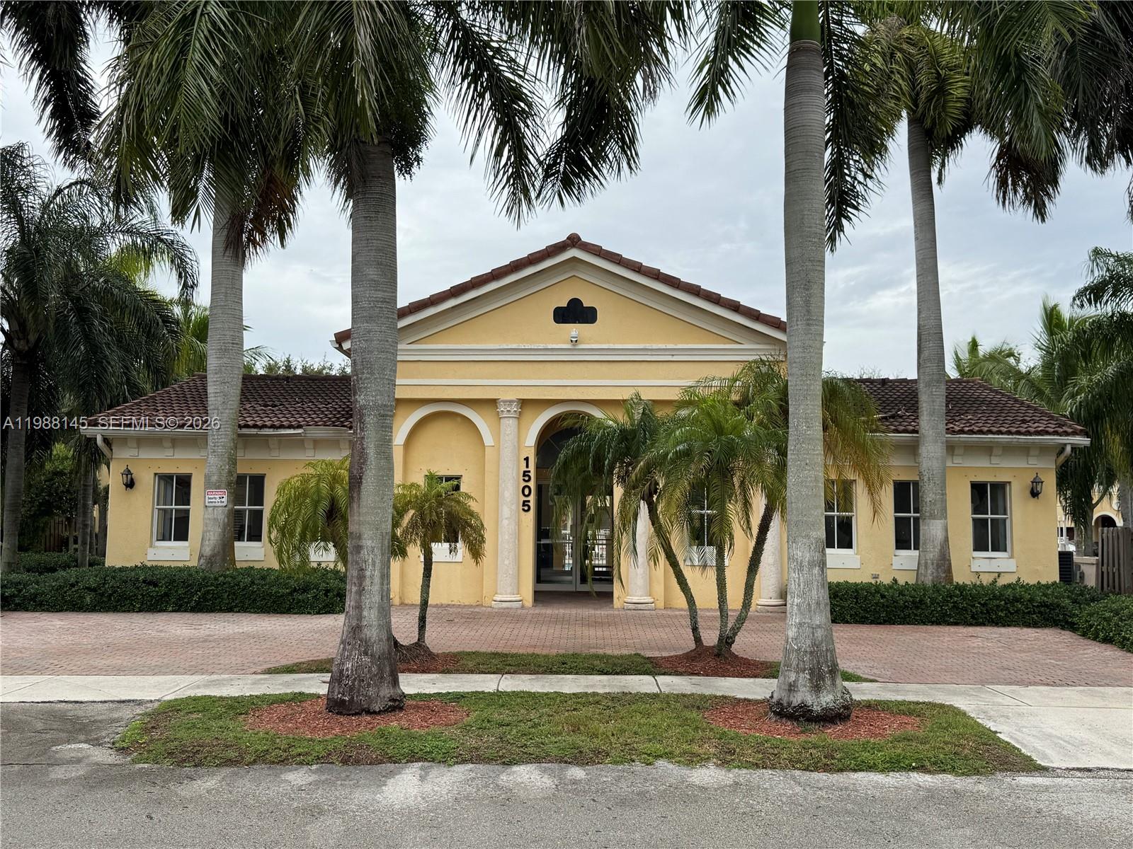 GRAND LAKES PHASE I - Residential