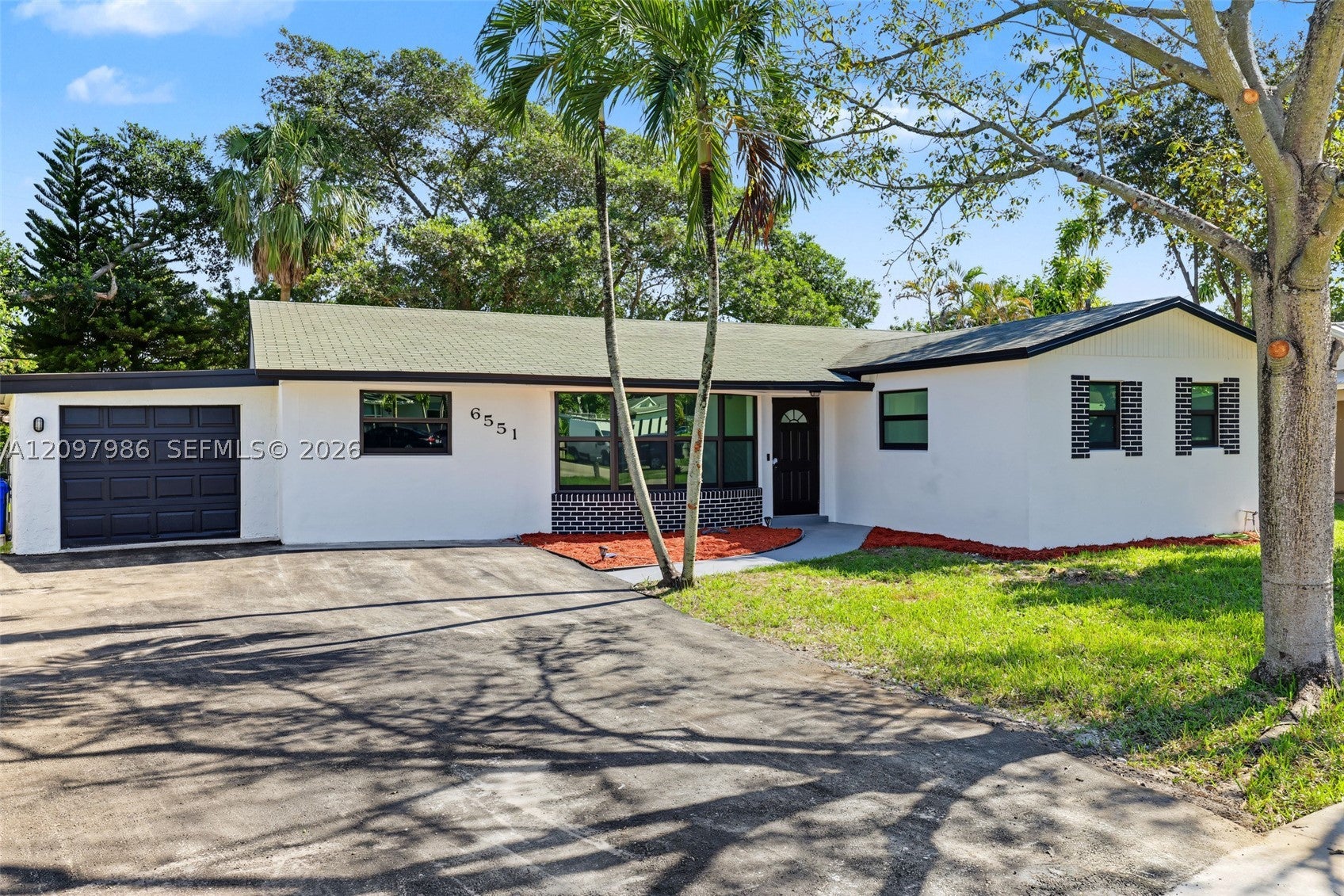 6551 NW 8th Ct