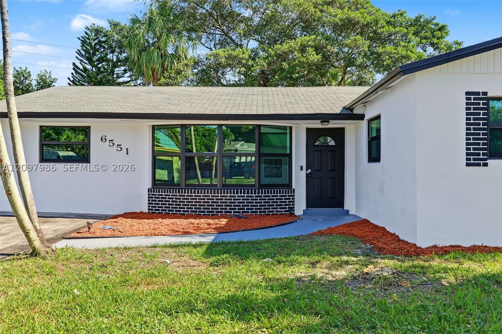 Photo of 6551 NW 8th Ct, Margate, FL 33063 (MLS # A12097986)