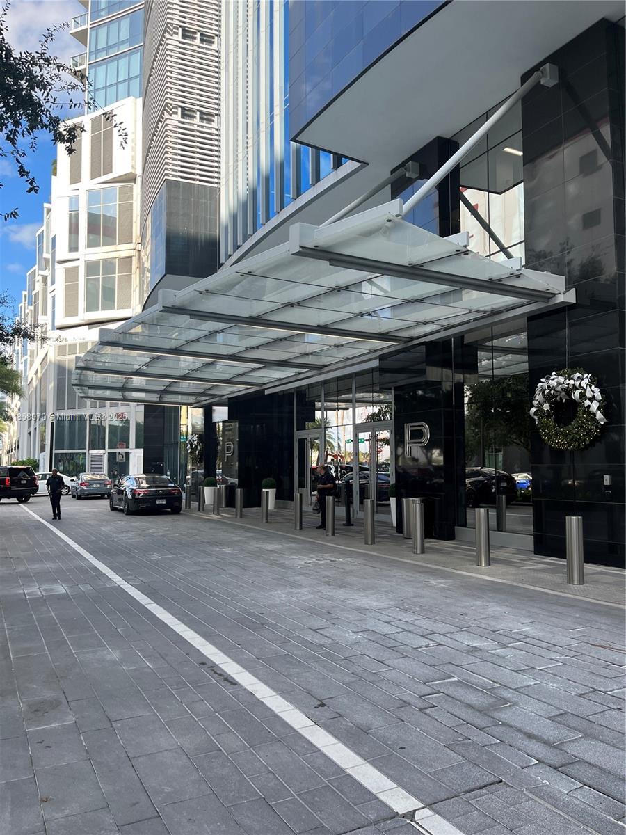 PARAMOUNT MIAMI WORLDCENT - Residential