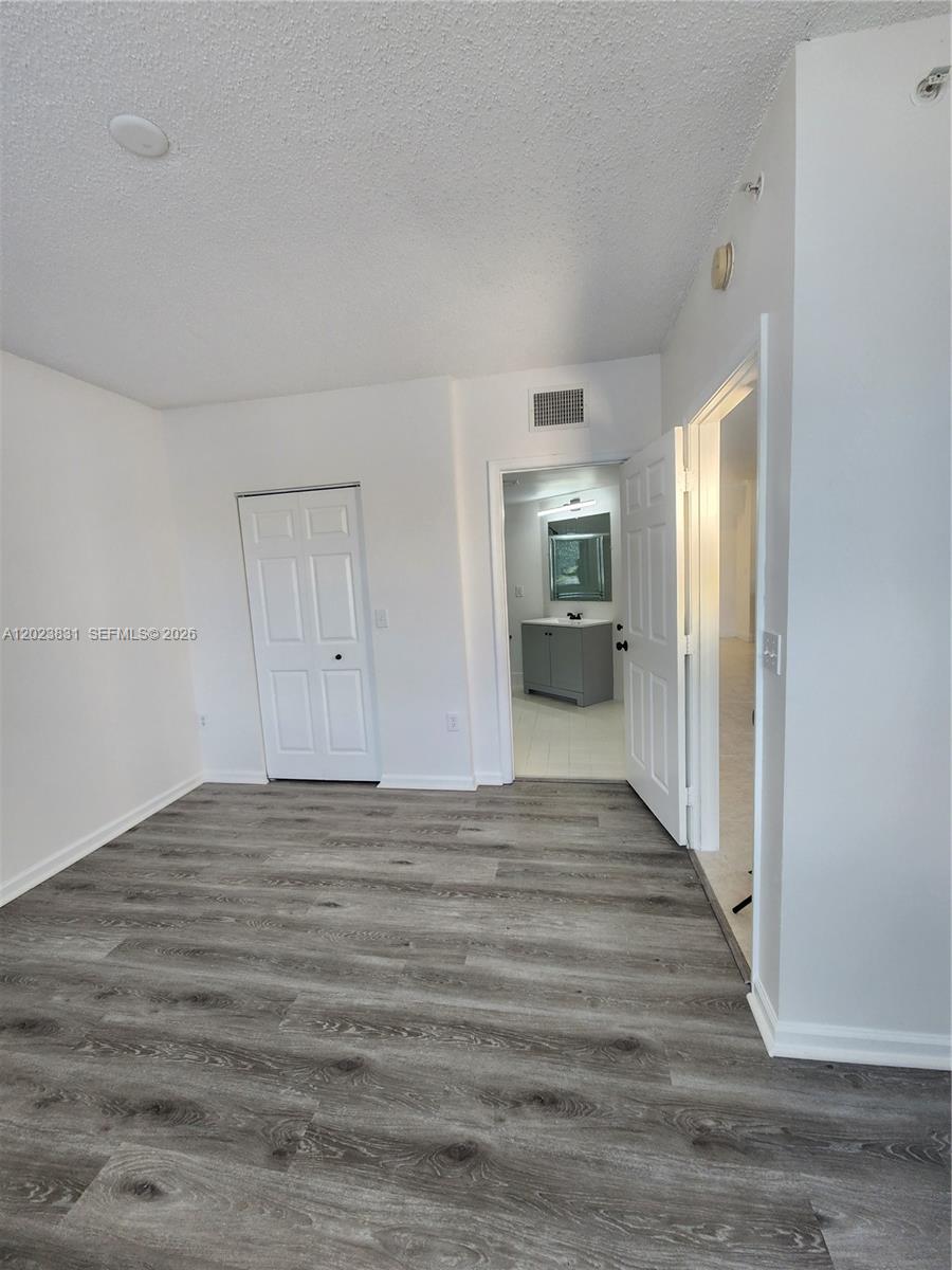 PALMS POINT CONDO - Residential Lease