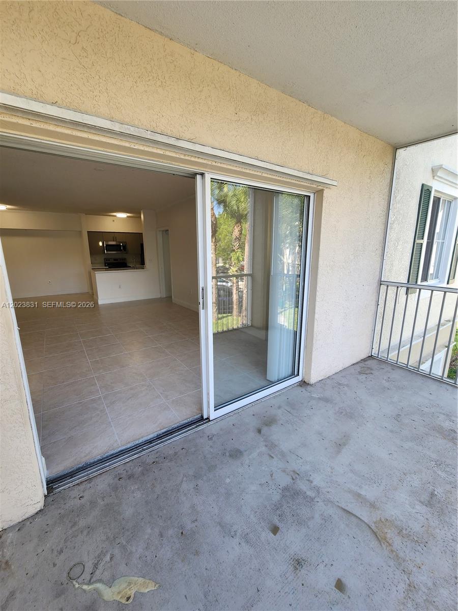 PALMS POINT CONDO - Residential Lease