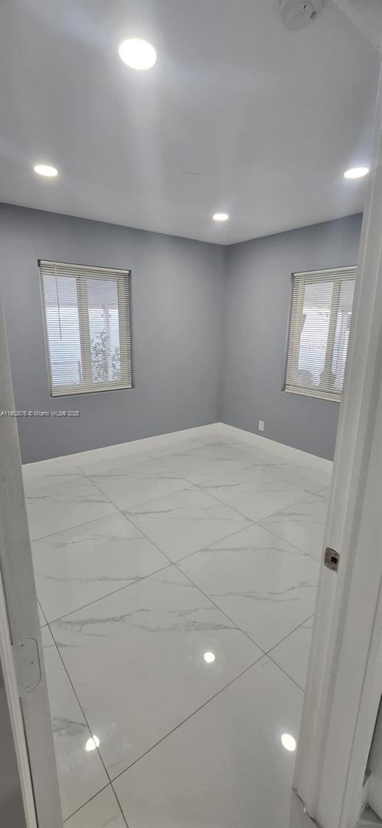 STEPHENS MANOR - Residential Lease