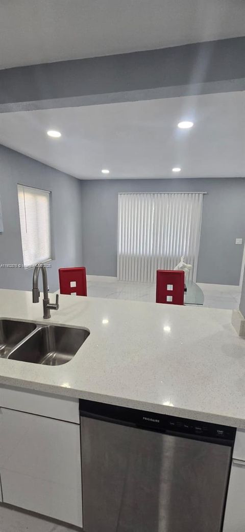 720 NW 77th St Miami FL 33150