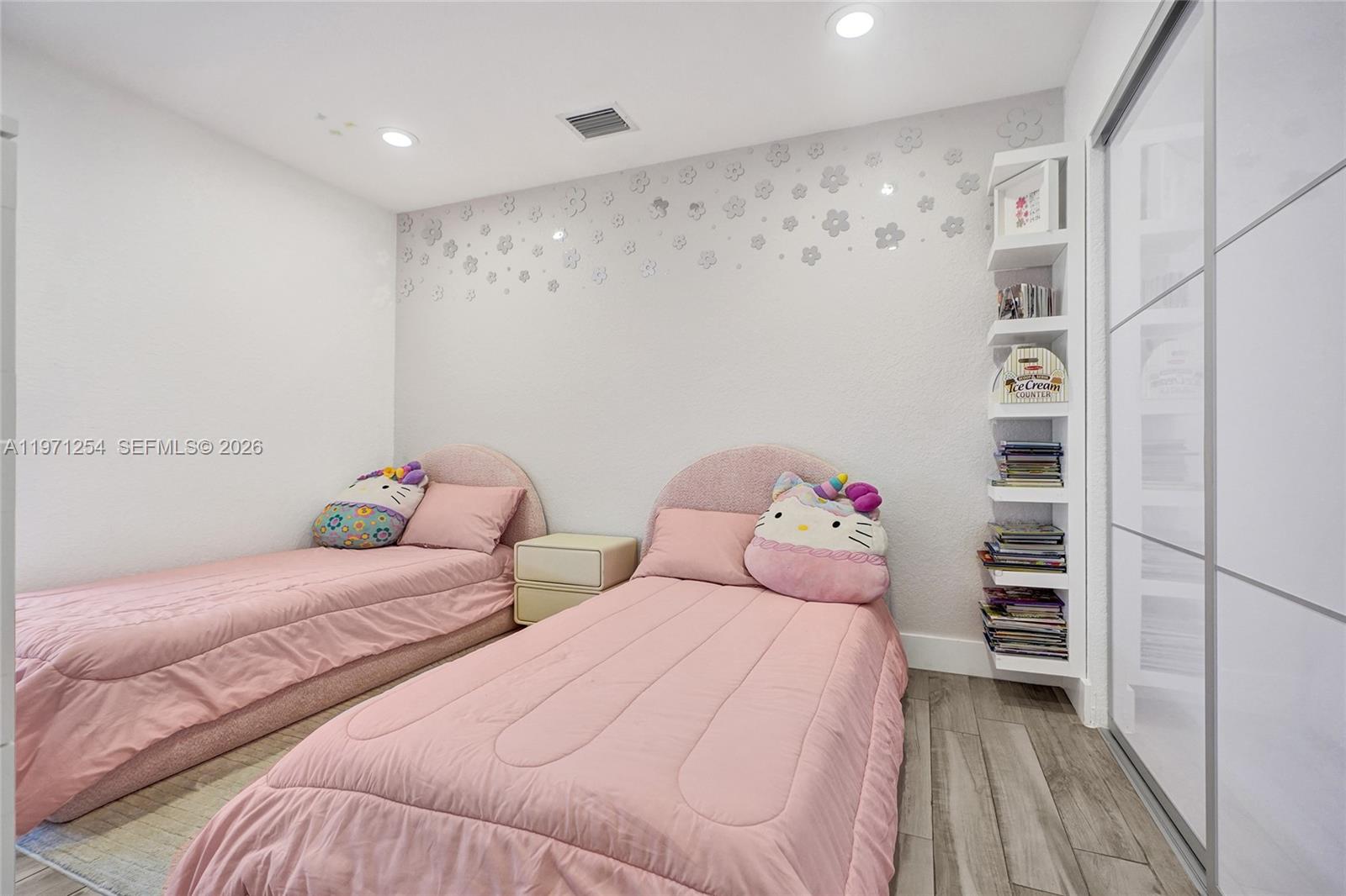 BANYAN OAKRIDGE PLAT - Residential