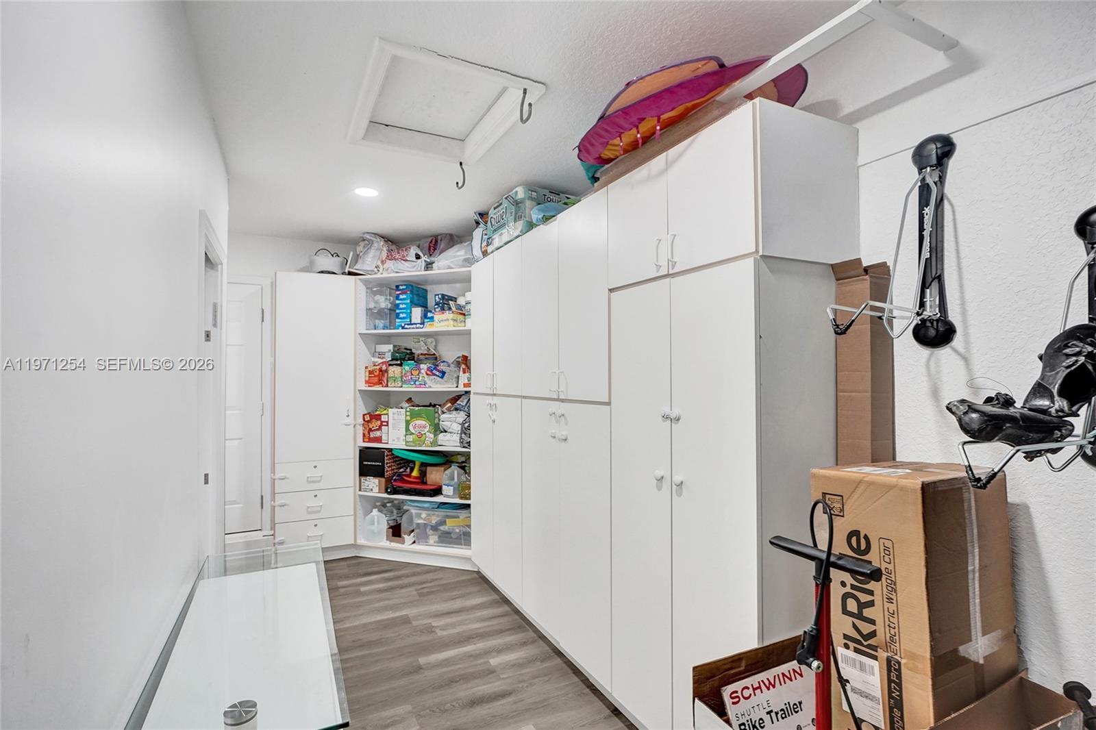 BANYAN OAKRIDGE PLAT - Residential