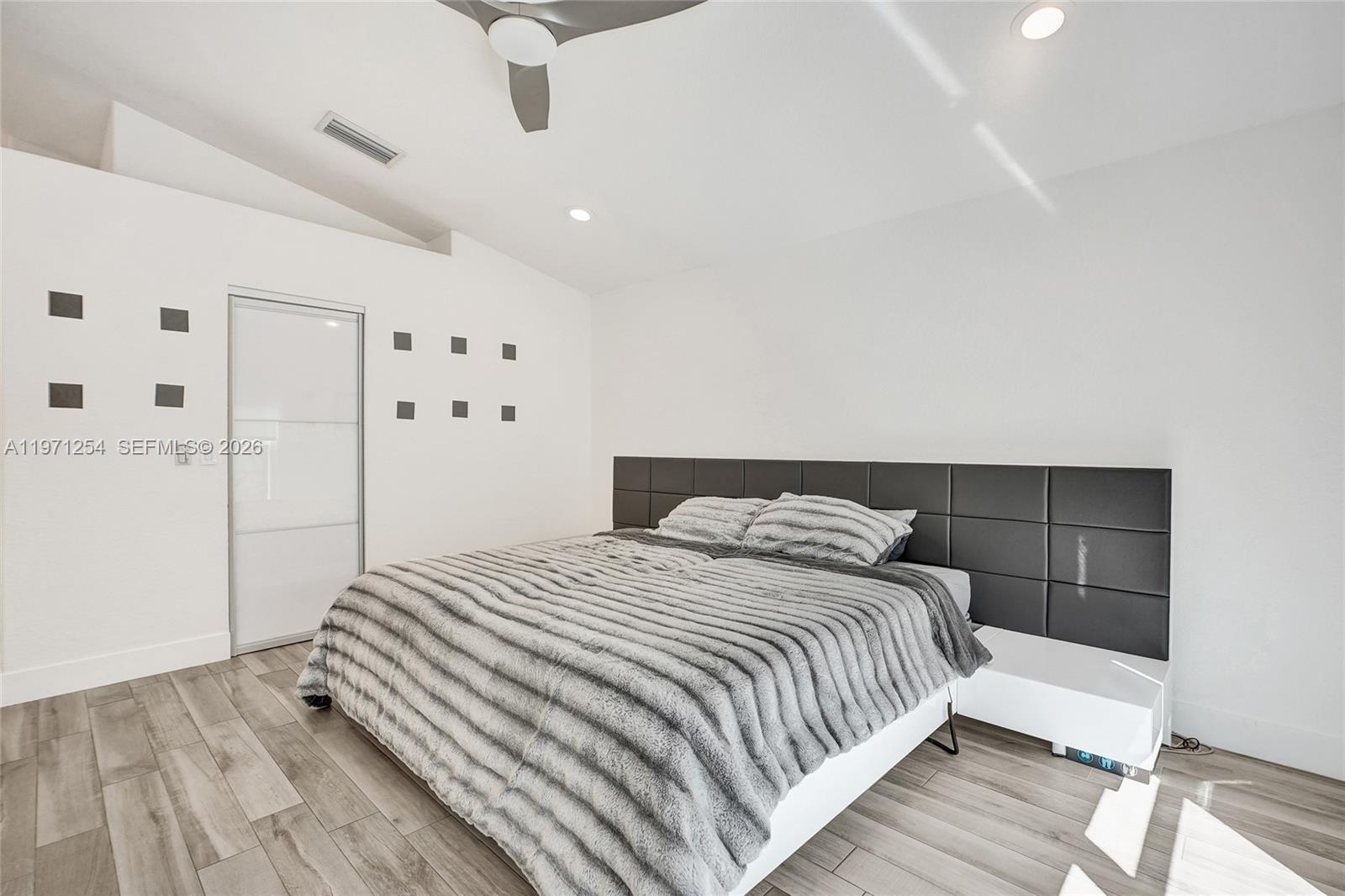 BANYAN OAKRIDGE PLAT - Residential