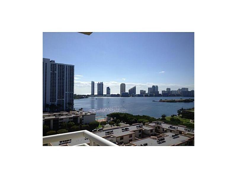 AMAZING CORNER FURNISHED UNIT WITH DIRECT WATER VIEWS TO INTRACOASTAL. OVERLOOKING THE TURNBERRY GOLF COURSE. SOME AMENITIES INCLUDE: TWO HEATED POOLS, CONVINIENCE STORE, 24 HOUR SECURITY AND VALET, STATE OF THE ART GYM, AND MUCH MORE. 2 PLUS DEN, WALKING DISTANCE TO RESTAURANTS, SUPERMARKET. LESS THAN 5 MINUTES FROM THE AVENTURA.