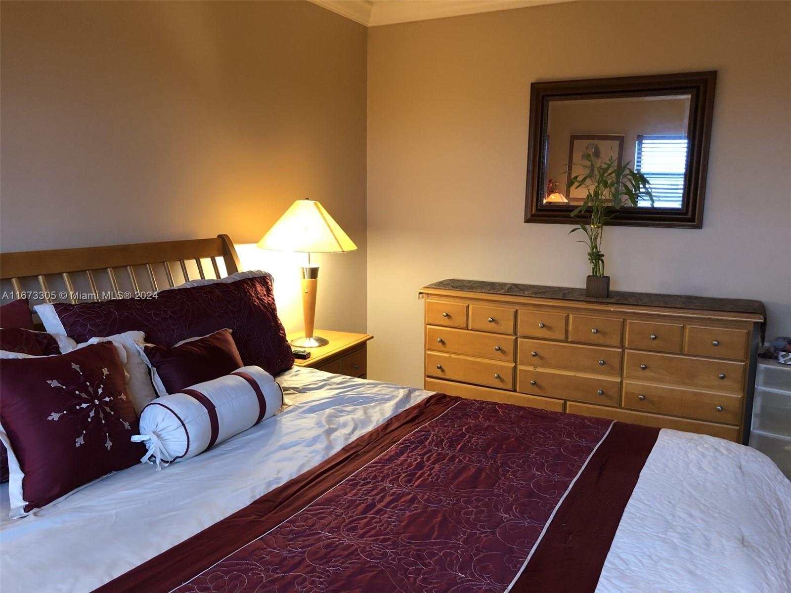 CANONGATE CONDO NO ONE - Residential