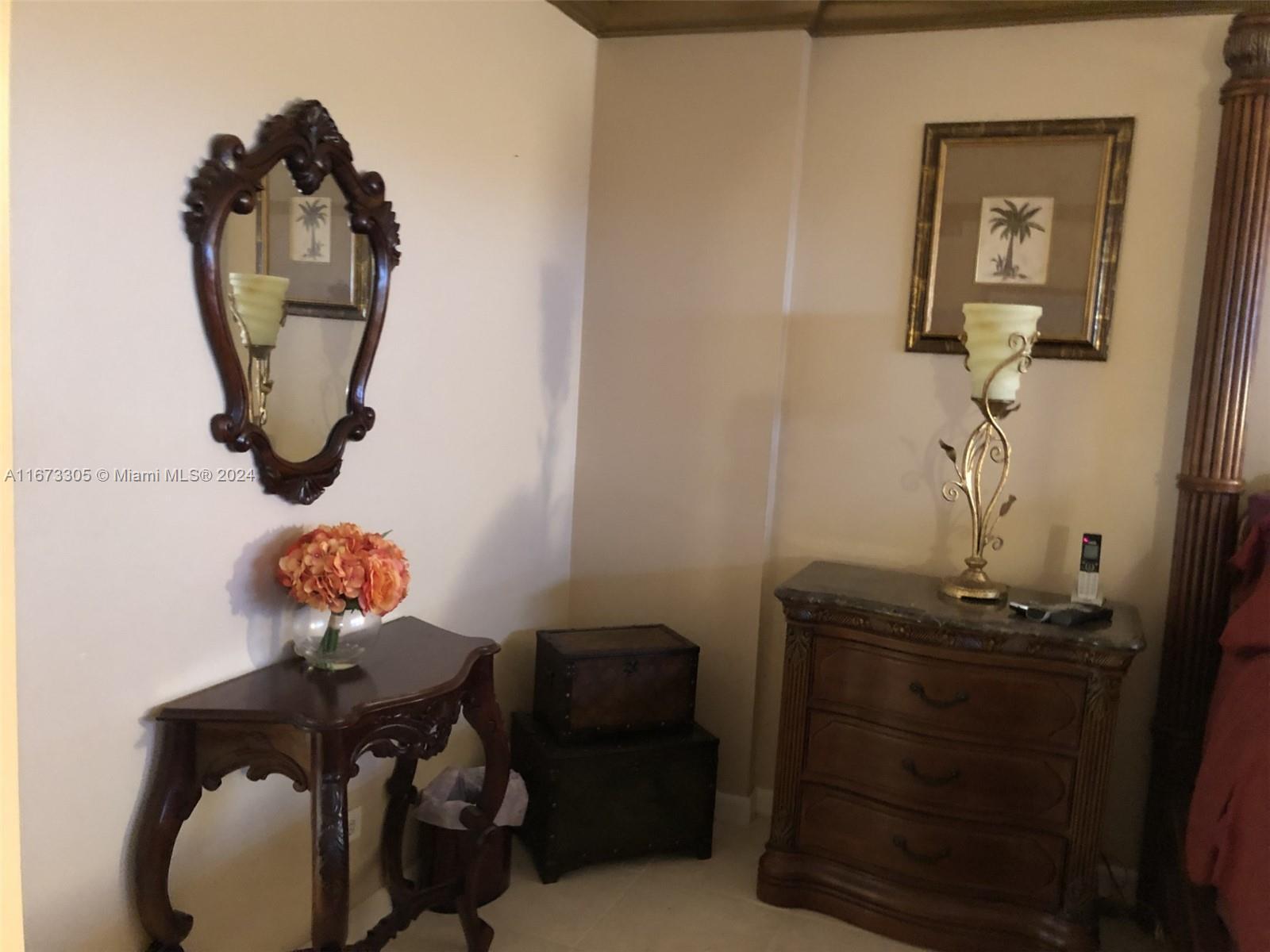 CANONGATE CONDO NO ONE - Residential