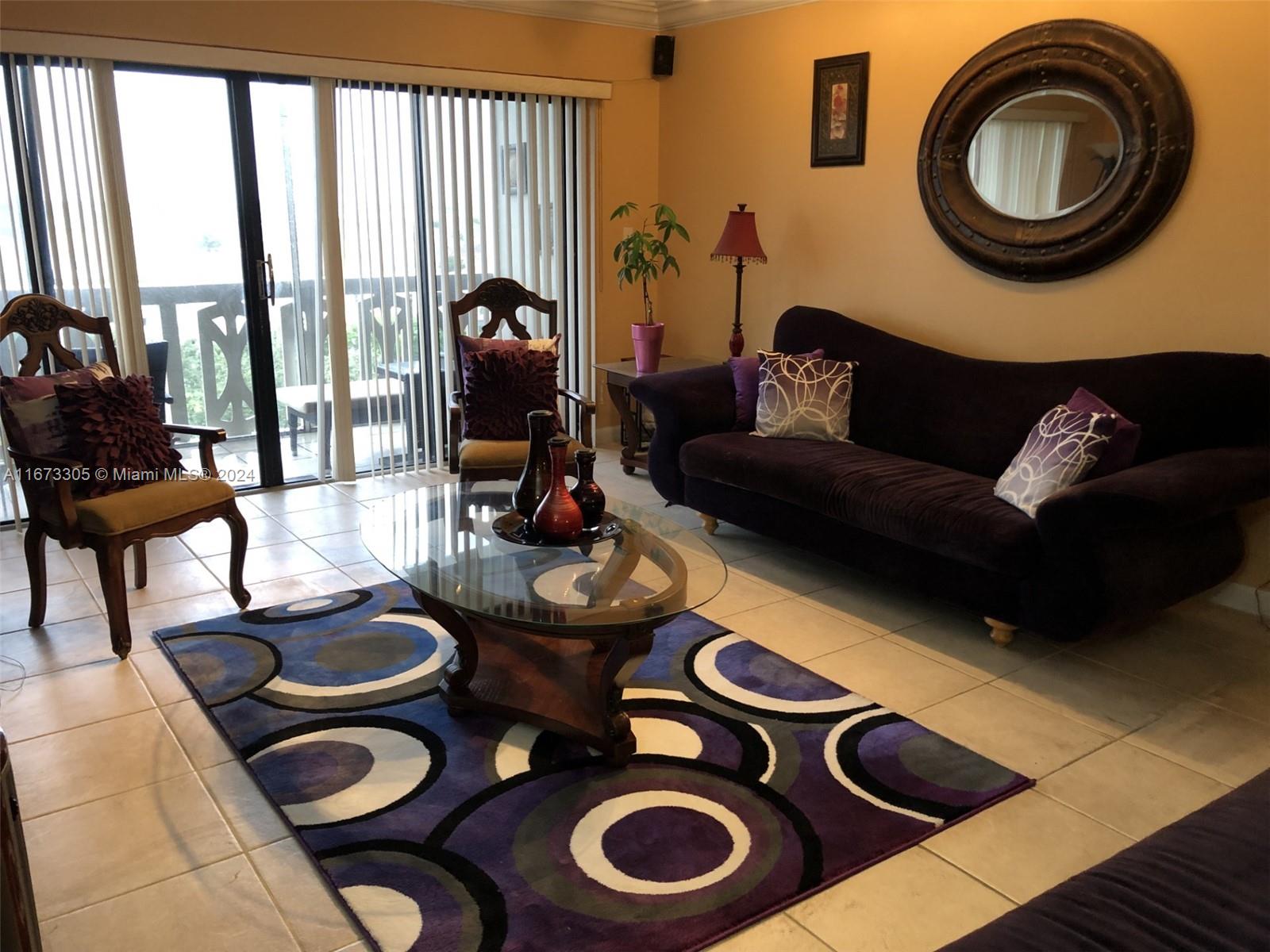 CANONGATE CONDO NO ONE - Residential
