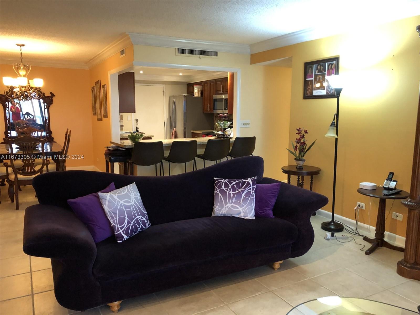 CANONGATE CONDO NO ONE - Residential