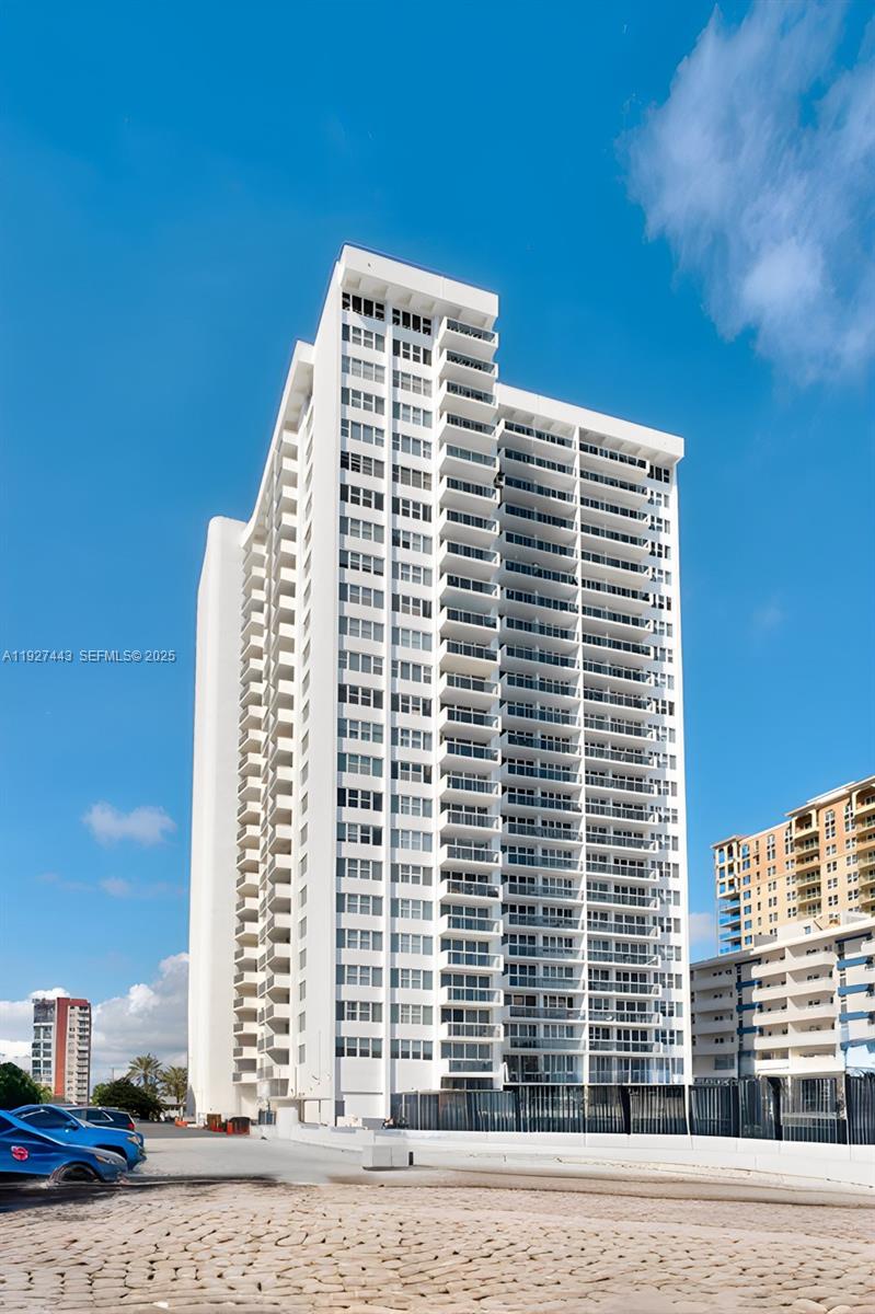 PARKER TOWER CONDO - Residential Lease