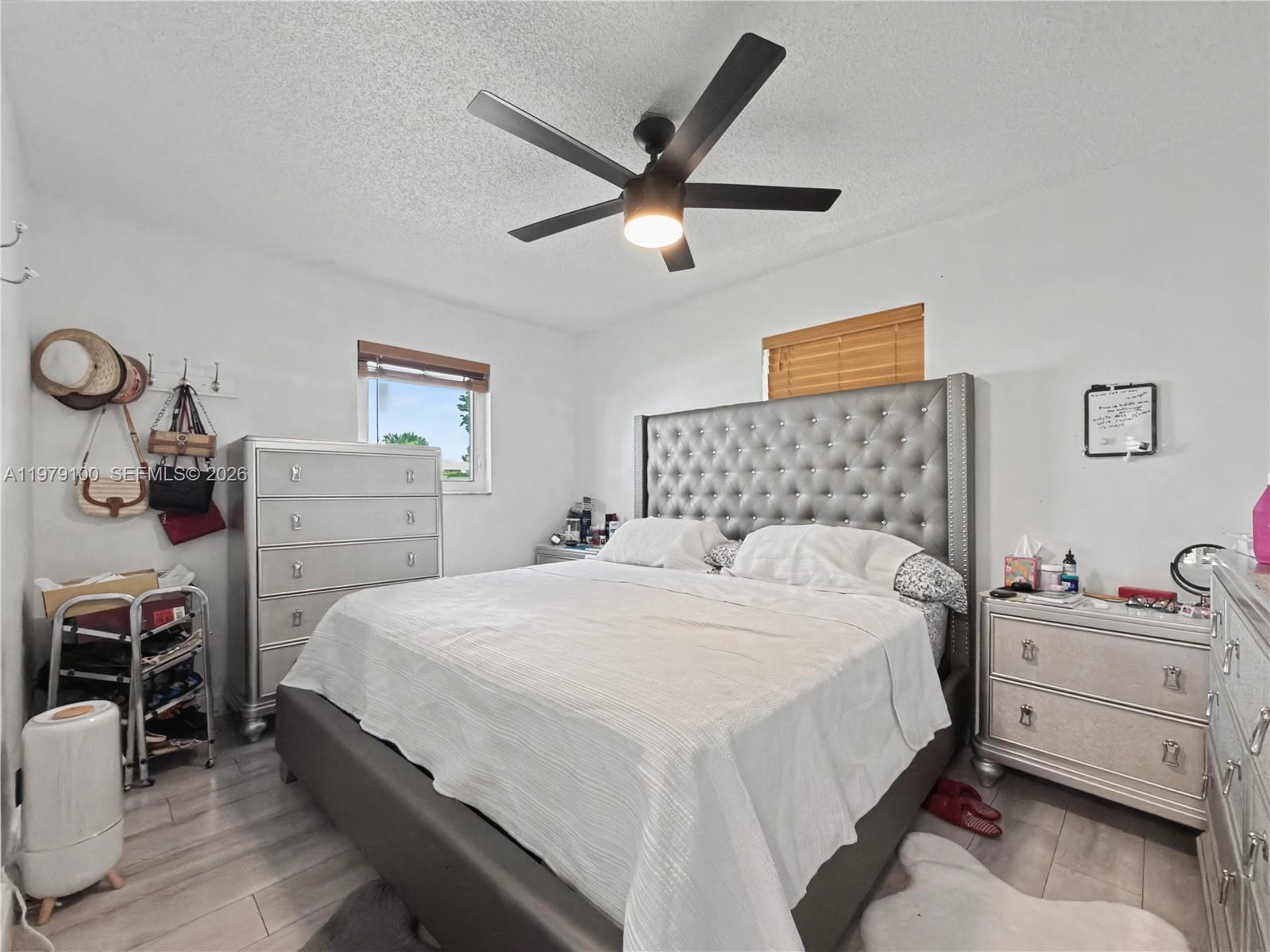 IMPERIAL VILLAS CONDO - Residential