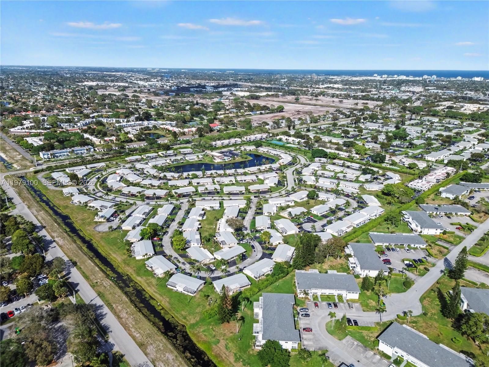 IMPERIAL VILLAS CONDO - Residential