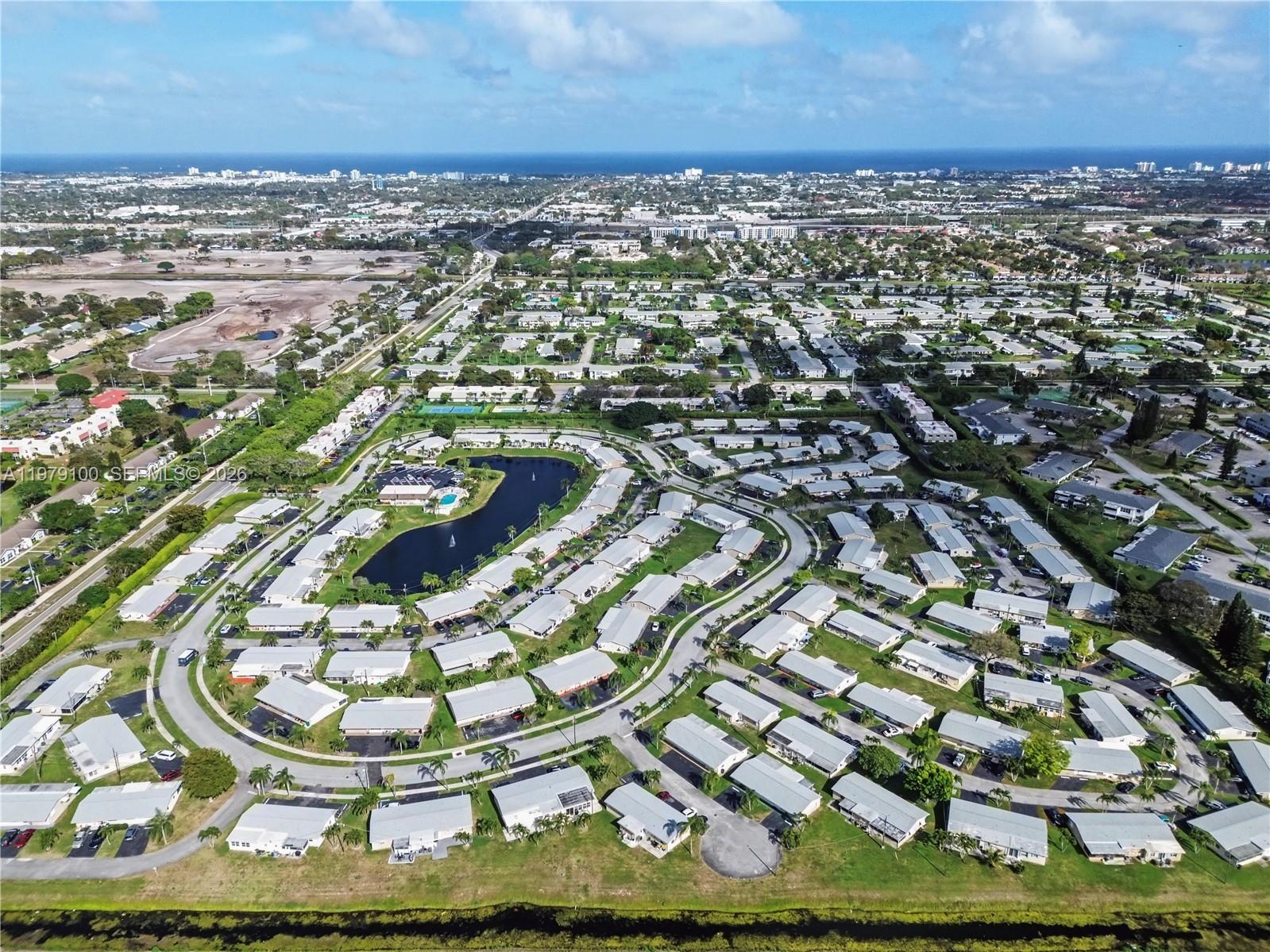 IMPERIAL VILLAS CONDO - Residential